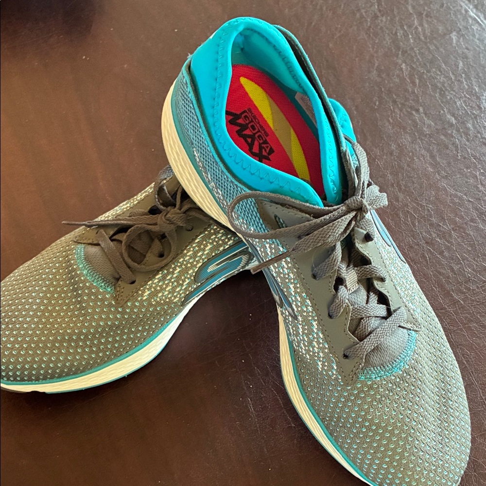 Skechers Women's Gray and Teal Athletic Shoes